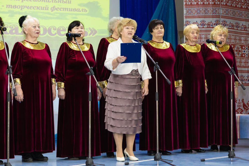 В Центре культуры «Дружбы народов» ДК Октябрь состоялся VII Открытый межрегиональный литературно-творческий фестиваль, получивший название «Донская осень» В Центре культуры «Дружбы народов» ДК Октябрь состоялся VII Открытый межрегиональный литературно-творческий фестиваль, получивший название «Донская осень»