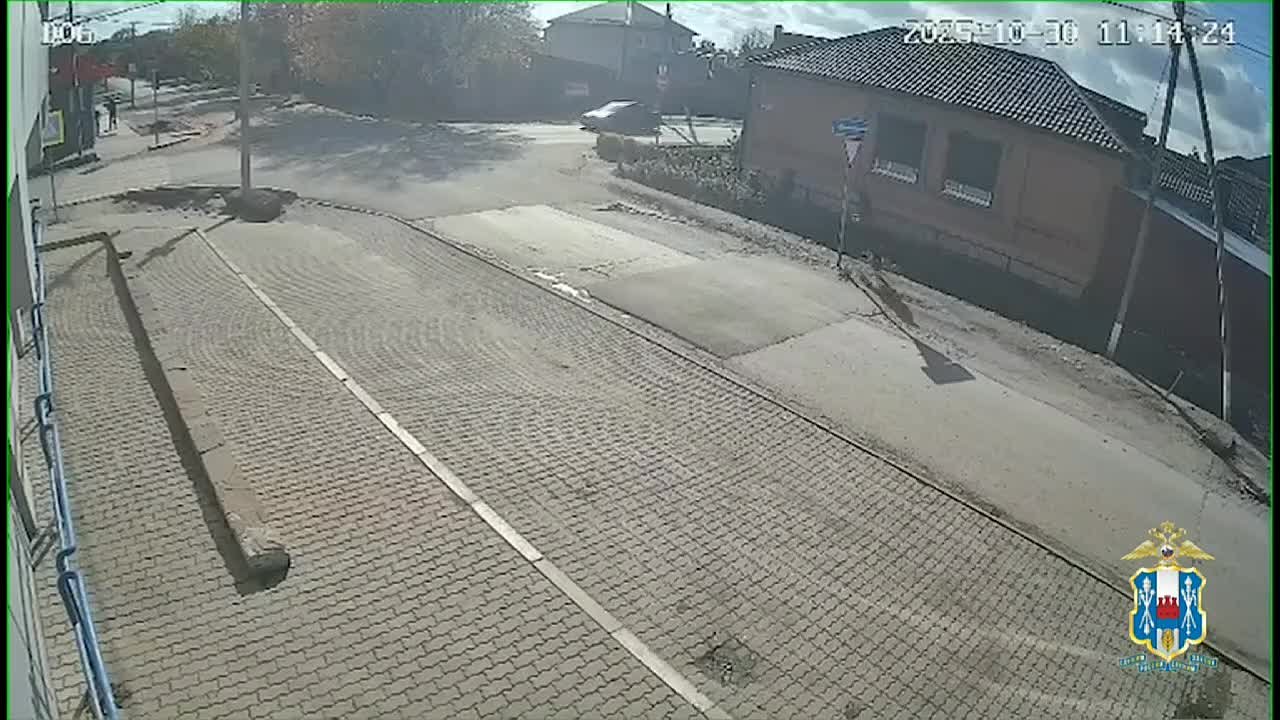 Полиция Батайска задержала грабителя, укравшего телефоны из пункта выдачи заказов