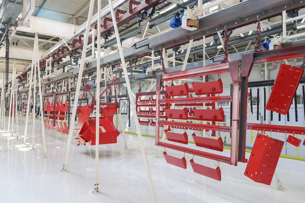 Современную окрасочную линию ввели в эксплуатацию а тракторном заводе «Ростсельмаш»