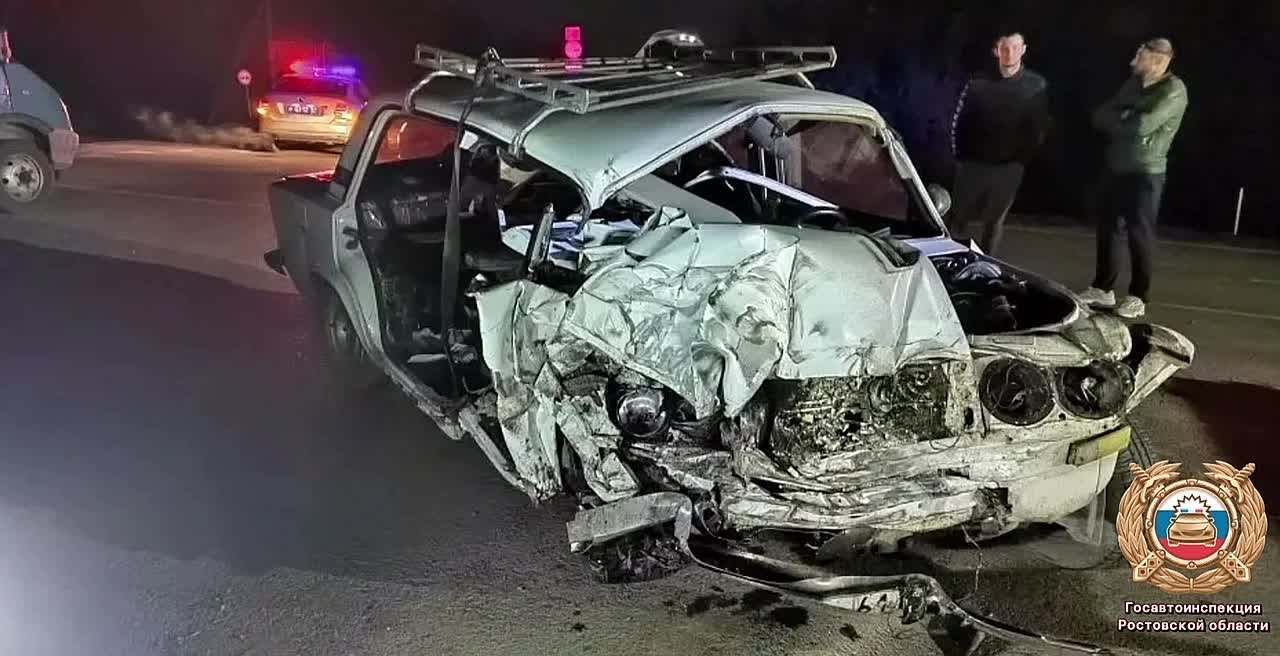 Сотрудники полиции устанавливают обстоятельства смертельного ДТП