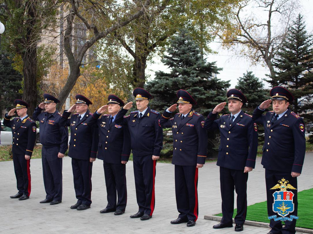 Сегодня, в День памяти сотрудников органов внутренних дел Российской Федерации, погибших при выполнении служебных обязанностей, начальник УТ МВД России по СКФО генерал-майор полиции Виктор Шметков принял участие в церемонии... Сегодня, в День памяти сотрудников органов внутренних дел Российской Федерации, погибших при выполнении служебных обязанностей, начальник УТ МВД России по СКФО генерал-майор полиции Виктор Шметков принял участие в церемонии...