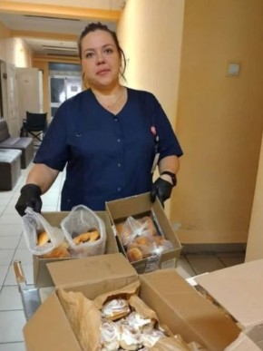 «Сплю по три часа в сутки»: Как юрист из Ростова после работы в офисе едет в военный госпиталь помогать раненым