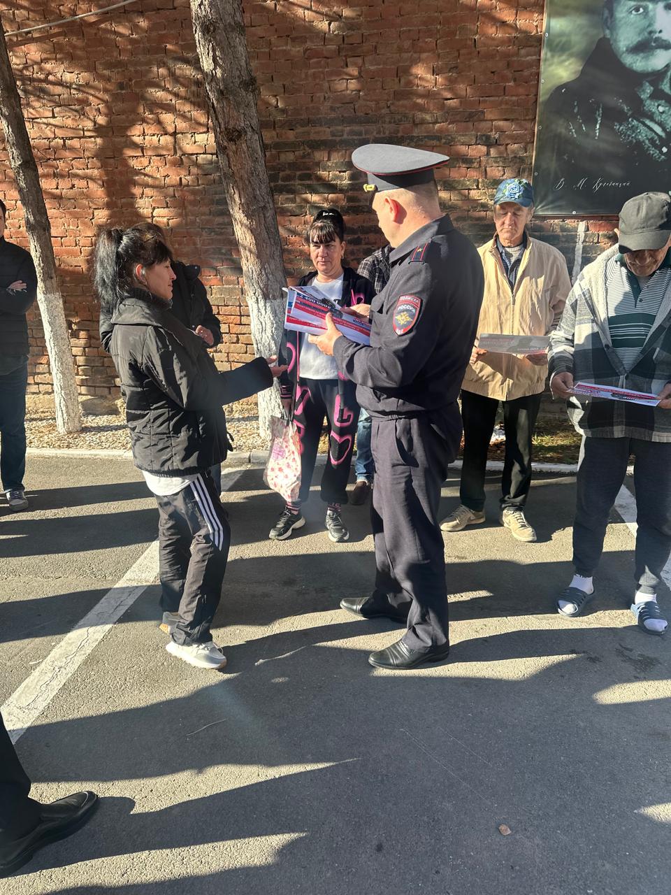 Миграционные рейды прошли в Пролетарском районе Ростова: полиция выявила нарушения Миграционные рейды прошли в Пролетарском районе Ростова: полиция выявила нарушения