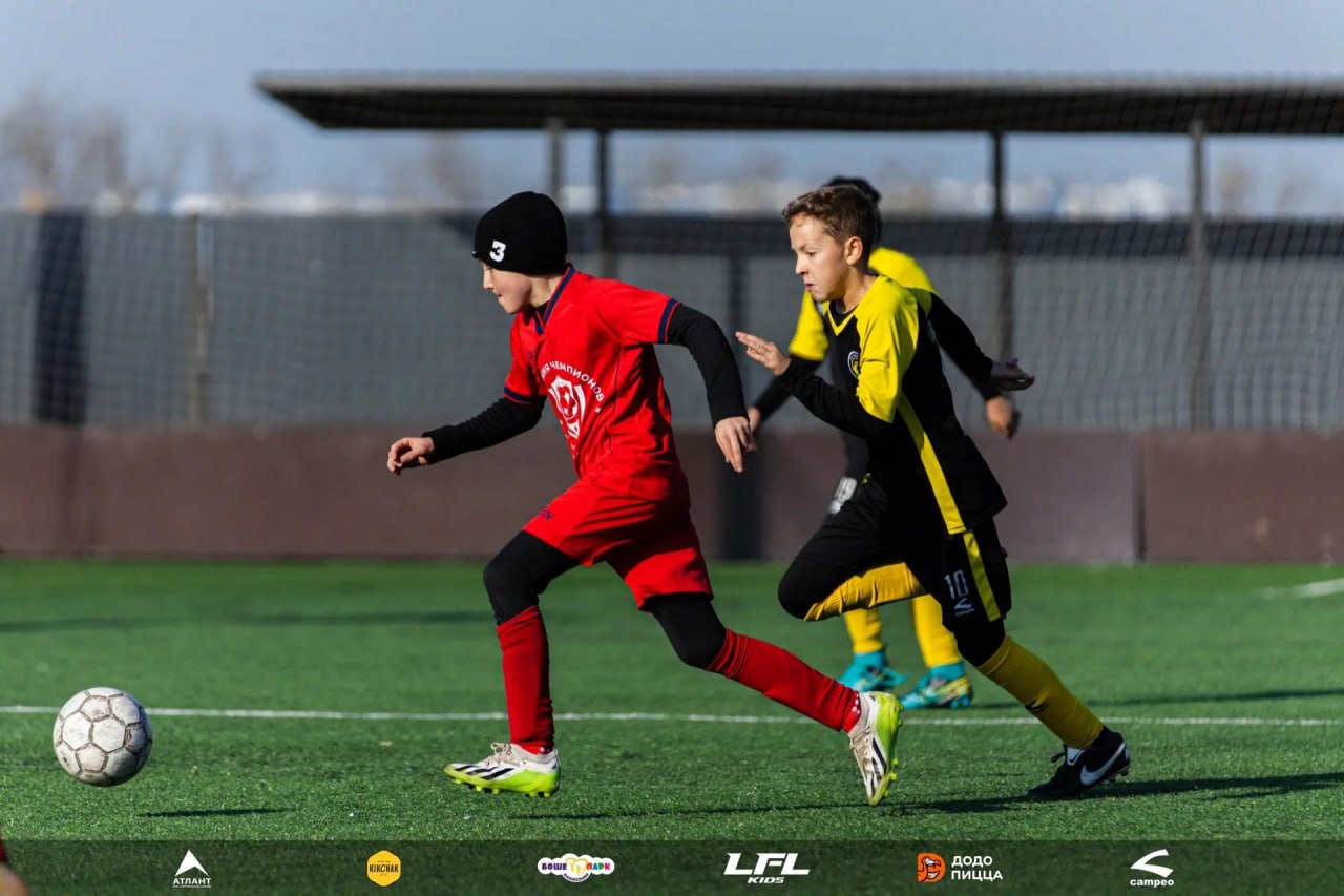 Две победы подряд: «Академия Чемпионов» укрепляет позиции в любительской футбольной Лиге Ростова-на-Дону Две победы подряд: «Академия Чемпионов» укрепляет позиции в любительской футбольной Лиге Ростова-на-Дону