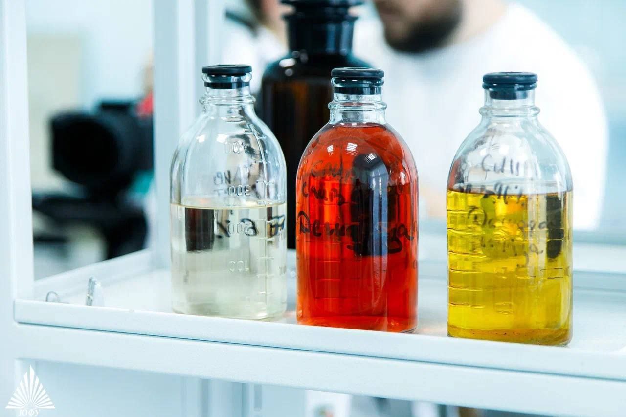 Юрий Слюсарь: Гордиться нашей донской землёй и её людьми — вот что по-настоящему ценно Юрий Слюсарь: Гордиться нашей донской землёй и её людьми — вот что по-настоящему ценно