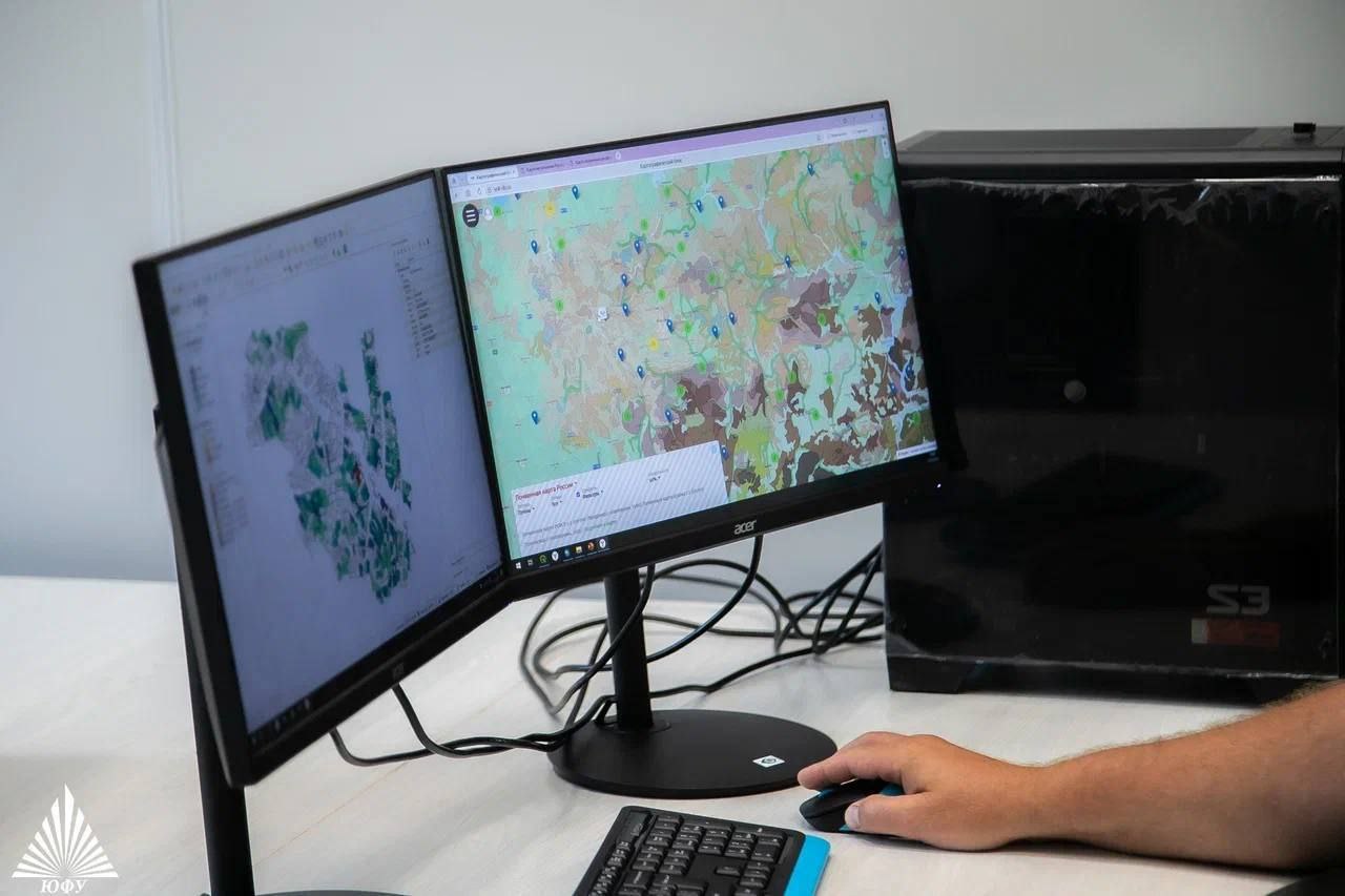 Юрий Слюсарь: Гордиться нашей донской землёй и её людьми — вот что по-настоящему ценно Юрий Слюсарь: Гордиться нашей донской землёй и её людьми — вот что по-настоящему ценно