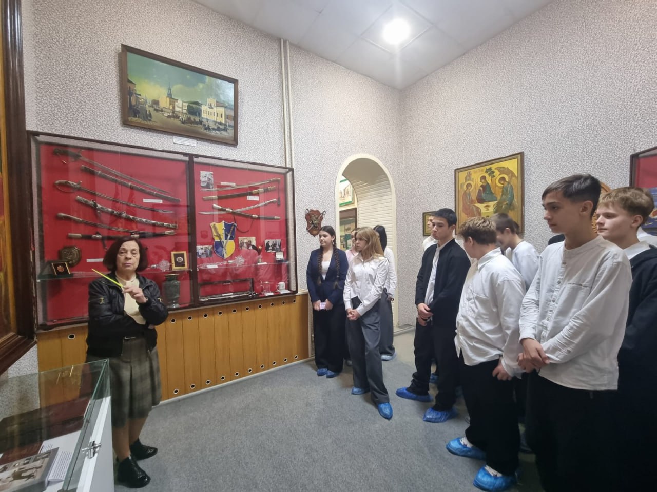 Новочеркасские школьники профильного «полицейского класса» посетили Музей истории органов правопорядка Новочеркасские школьники профильного «полицейского класса» посетили Музей истории органов правопорядка