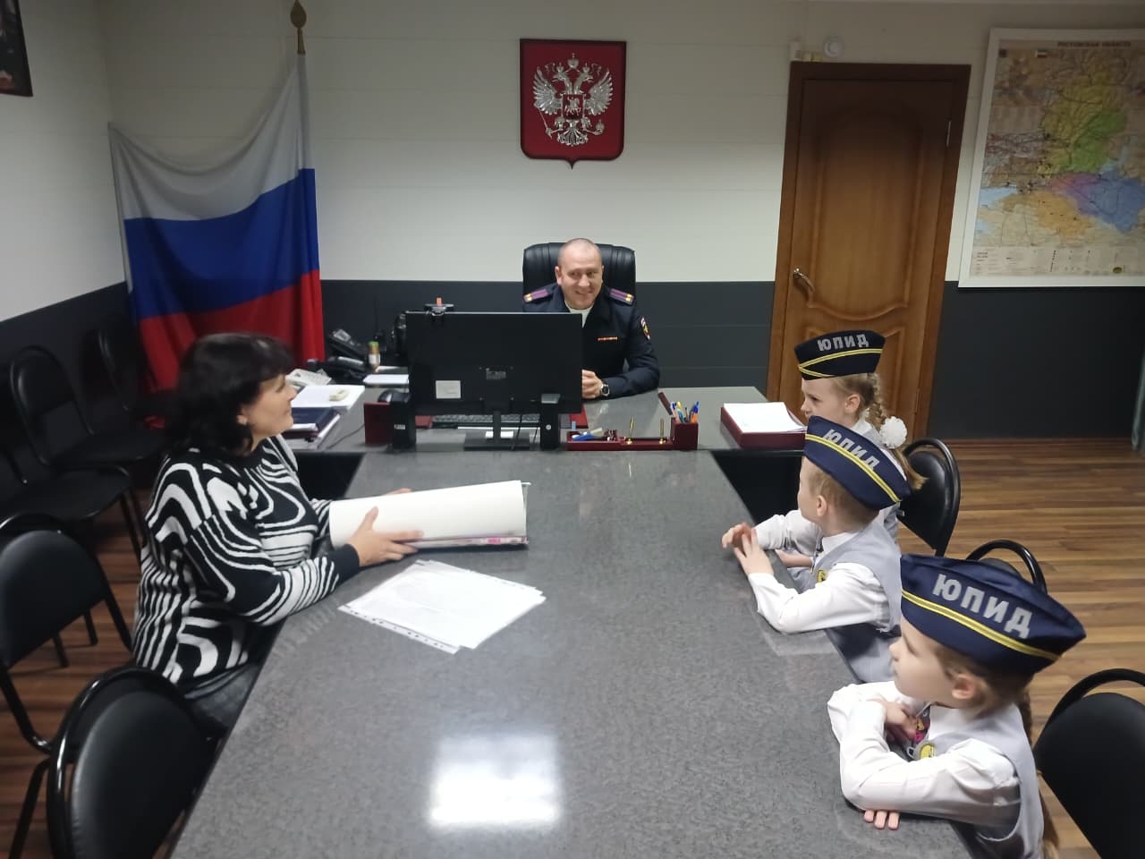 Команда ЮПИД побывали в гостях у полицейских Донецка Ростовской области Команда ЮПИД побывали в гостях у полицейских Донецка Ростовской области