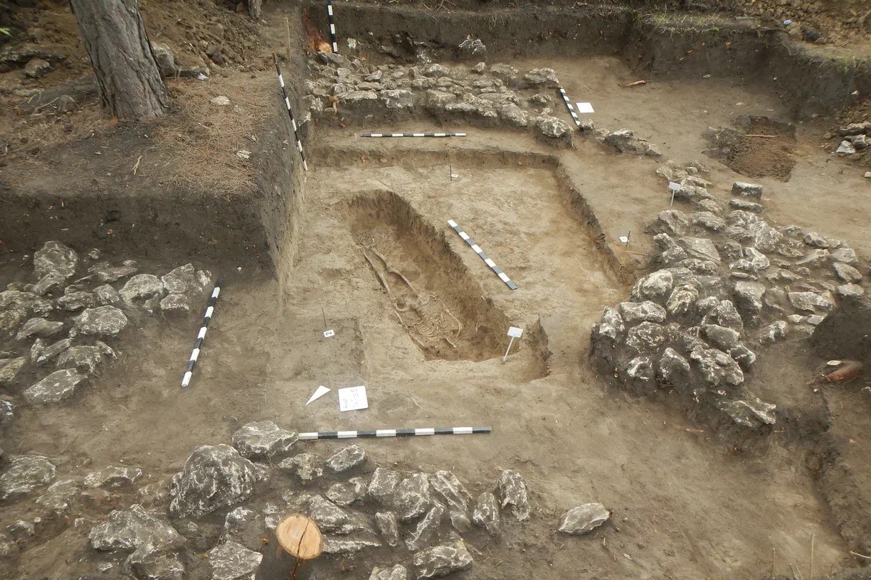 Спасательные археологические исследования древнейших из обнаруженных в Восточной Европе каменных крепостей завершили в Советском районе Ростова-на-Дону Спасательные археологические исследования древнейших из обнаруженных в Восточной Европе каменных крепостей завершили в Советском районе Ростова-на-Дону