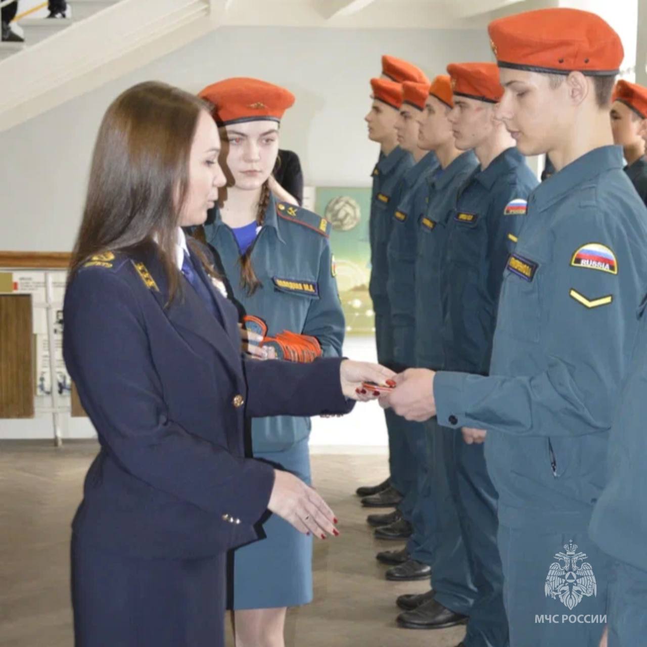 Первые погоны и удостоверения добровольцев Первые погоны и удостоверения добровольцев