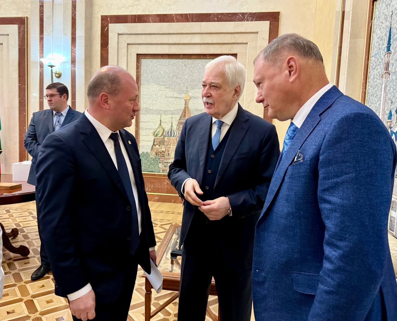 Александр Скрябин: Уважаемые ростовчане!. Работаю в Республике Беларусь в составе делегации Ростовской области под руководством Губернатора Юрия Борисовича Слюсаря Александр Скрябин: Уважаемые ростовчане!. Работаю в Республике Беларусь в составе делегации Ростовской области под руководством Губернатора Юрия Борисовича Слюсаря