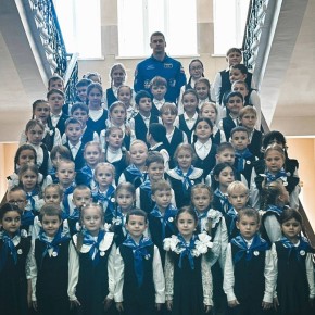 Памятный стенд открыли в новочеркасской школе №1 в честь Героя РФ летчика-космонавта Николая Чуба