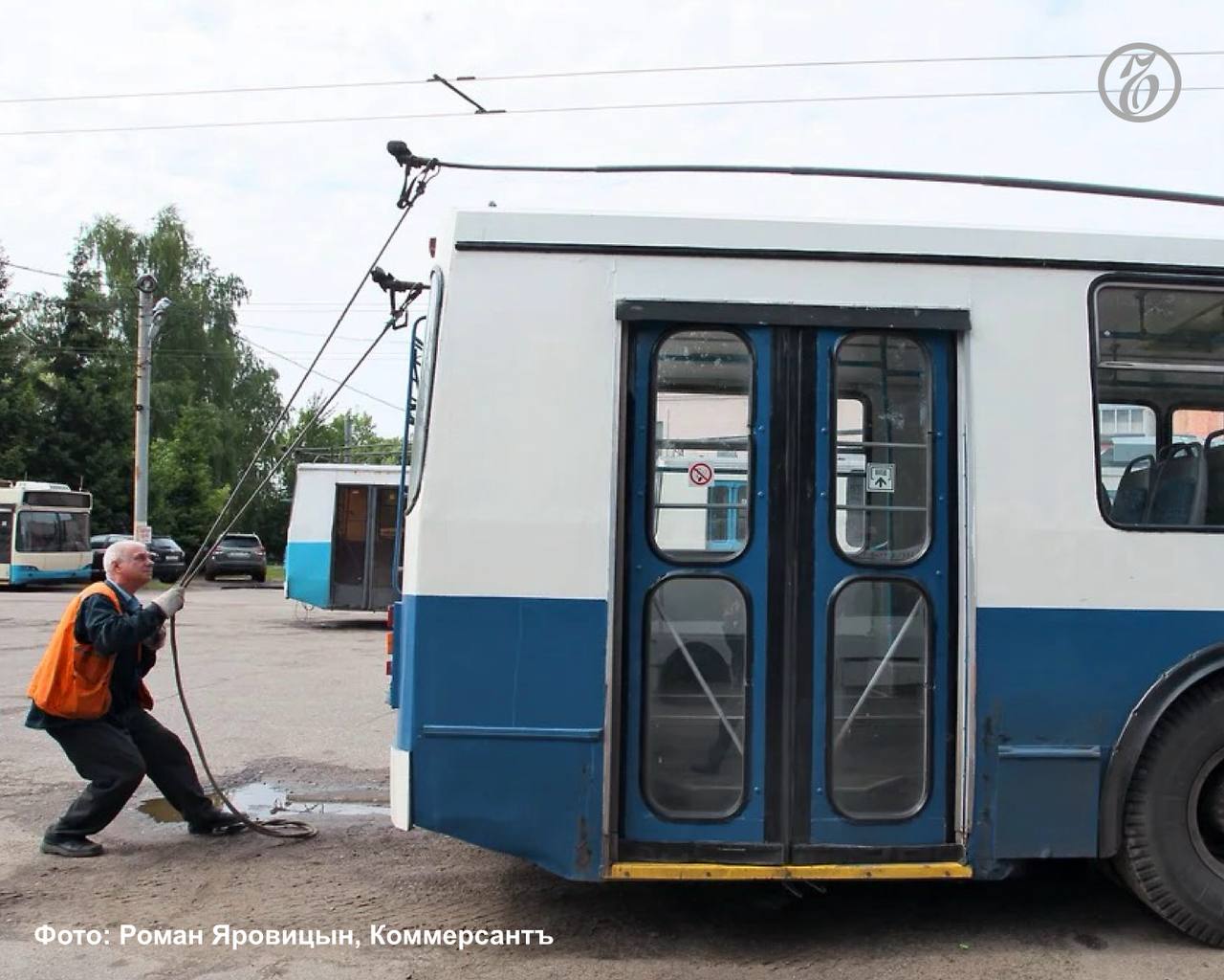В троллейбусной сети Ростова-на-Дону не хватает 92 водителей