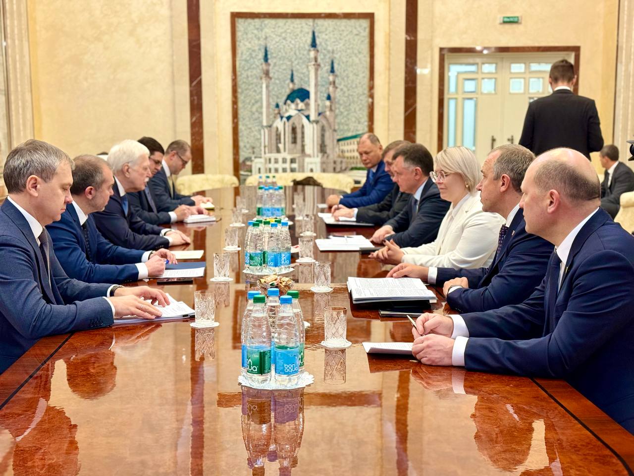 Александр Скрябин: Уважаемые ростовчане!. Работаю в Республике Беларусь в составе делегации Ростовской области под руководством Губернатора Юрия Борисовича Слюсаря Александр Скрябин: Уважаемые ростовчане!. Работаю в Республике Беларусь в составе делегации Ростовской области под руководством Губернатора Юрия Борисовича Слюсаря