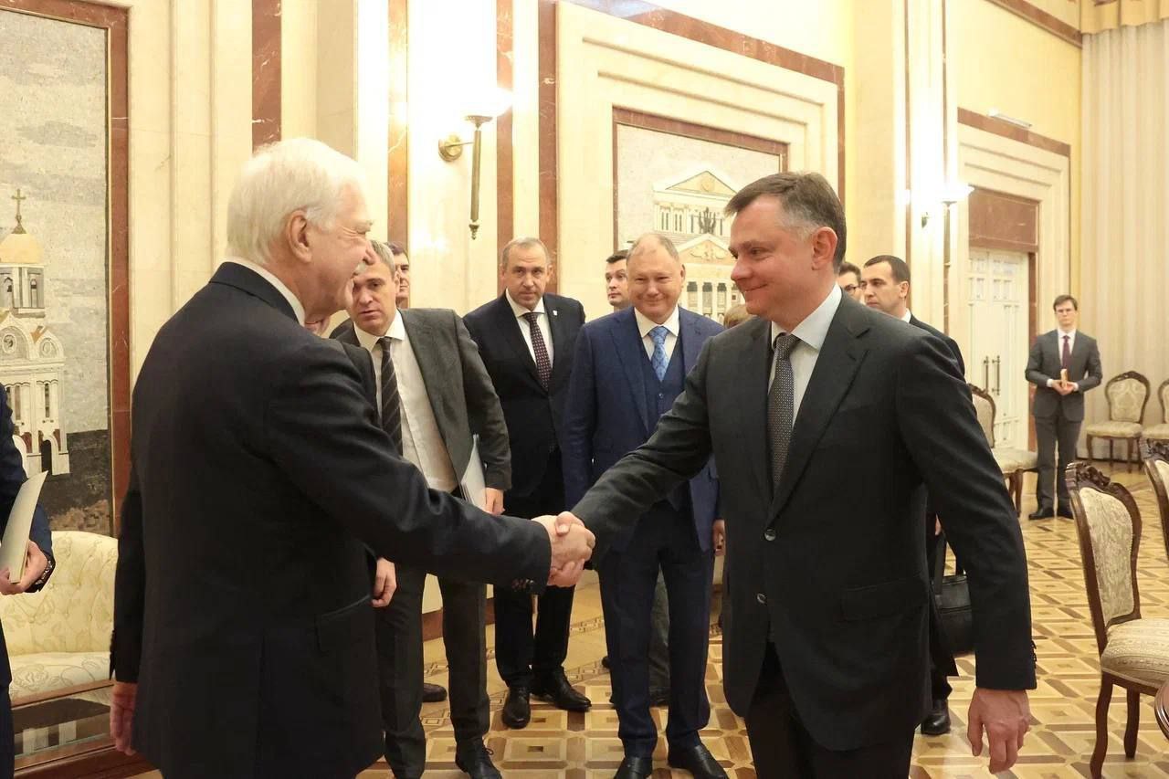 Юрий Слюсарь: Сейчас нахожусь в братской Беларуси, куда мы с делегацией нашей области прибыли с официальным визитом