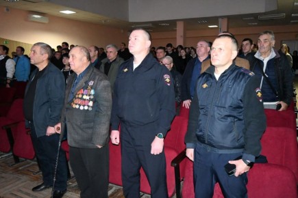 Мы будем помнить подвиг совершенный