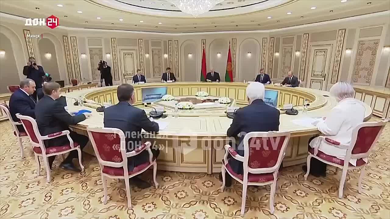 Юрий Слюсарь пригласил белорусских казаков в хутор Старозолотовский