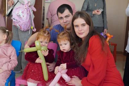 Сегодня у блога Маргариты Поповой больше 14 тысяч подписчиков, а видео о жизни ее дочерей собирают сотни комментариев