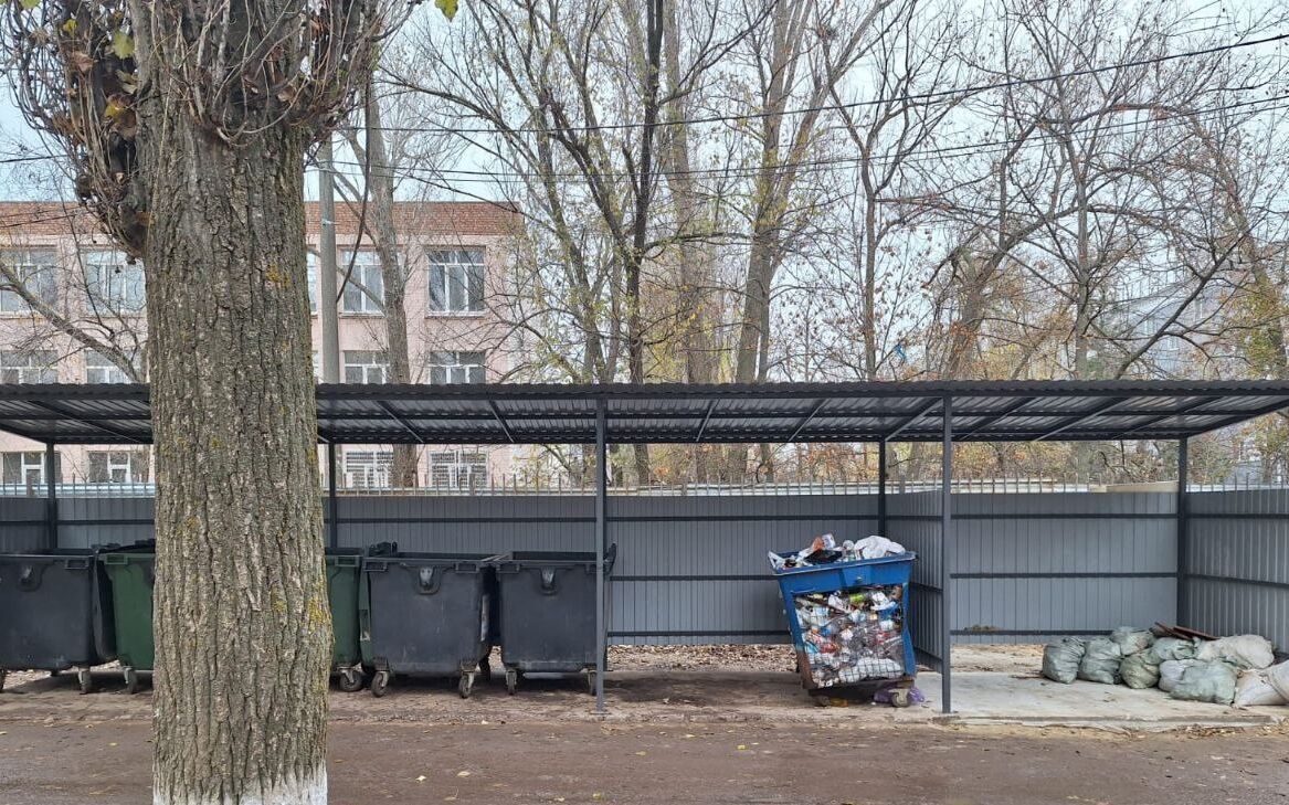 Навести порядок во дворе и организовать цивилизованный сбор твердых коммунальных отходов проще, чем кажется Навести порядок во дворе и организовать цивилизованный сбор твердых коммунальных отходов проще, чем кажется