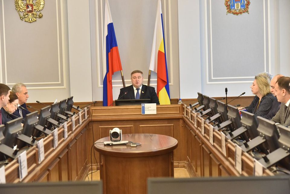 Комитет Законодательного Собрания Ростовской области по экономической политике провел общественное обсуждение на тему «Режим территорий опережающего развития как инструмент развития региона. Необходимость донастройки»