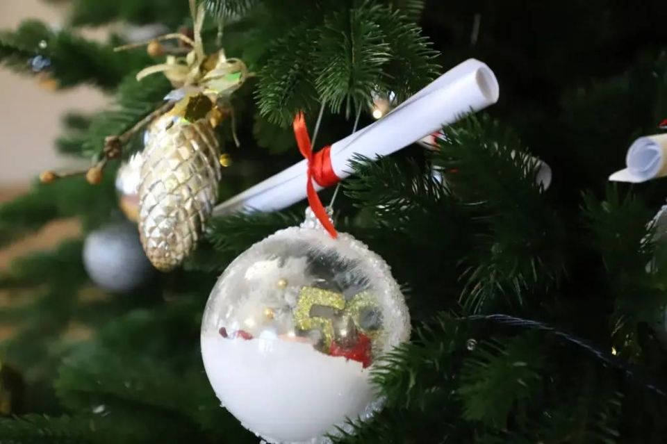 Александр Скрябин: Дорогие ростовчане!. Приближается Новый год – время тепла и волшебства