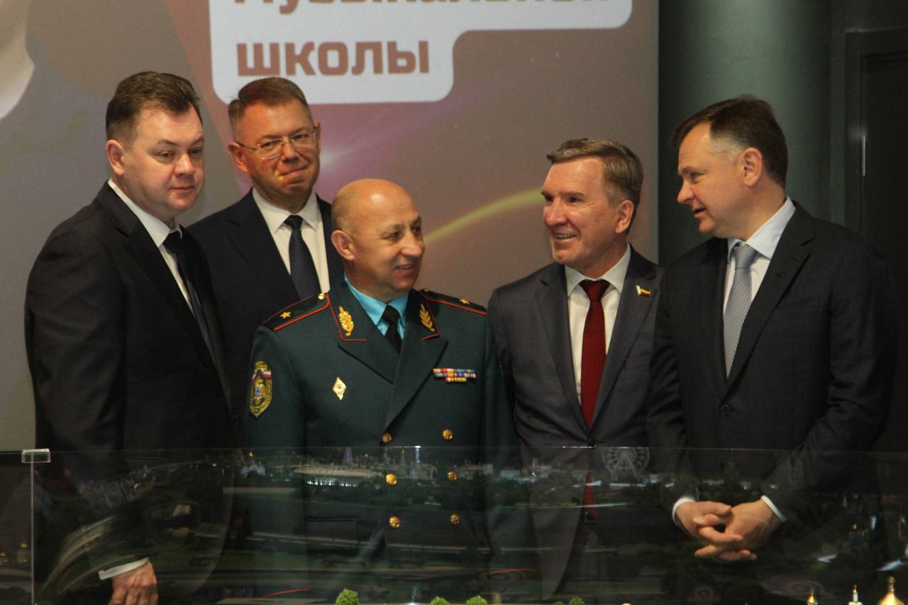 В Ростове-на-Дону наградили детей-героев В Ростове-на-Дону наградили детей-героев