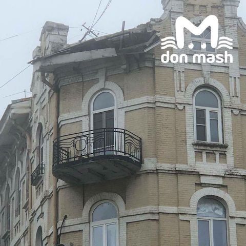 Теперь опасно проходить возле доходного дома Янкеля Эсса на пересечении Буденновского и Баумана