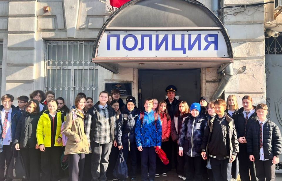 Ученики «полицейского класса» МБОУ «Школа № 47» познакомились с работой правоохранителей