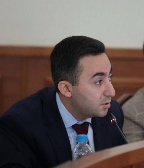 Юрий Слюсарь: Хочу проинформировать вас о двух кадровых решениях, которые, уверен, укрепят нашу команду в важных для каждого жителя сферах — здравоохранении и спорте