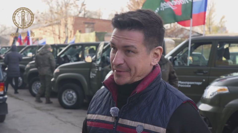 Рамзан Кадыров: По моему поручению делегация Российского университета спецназа имени В.В. Путина посетила Ростовскую область и приняла участие в передаче гуманитарной помощи военнослужащим, выполняющим задачи в зоне...