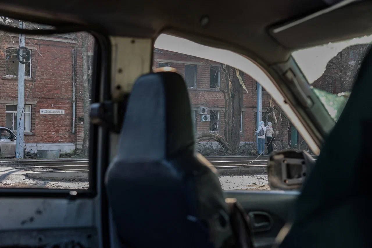 Одного пострадавшего в ночной атаке БПЛА на Таганрог перевезли в больницу Ростова Одного пострадавшего в ночной атаке БПЛА на Таганрог перевезли в больницу Ростова