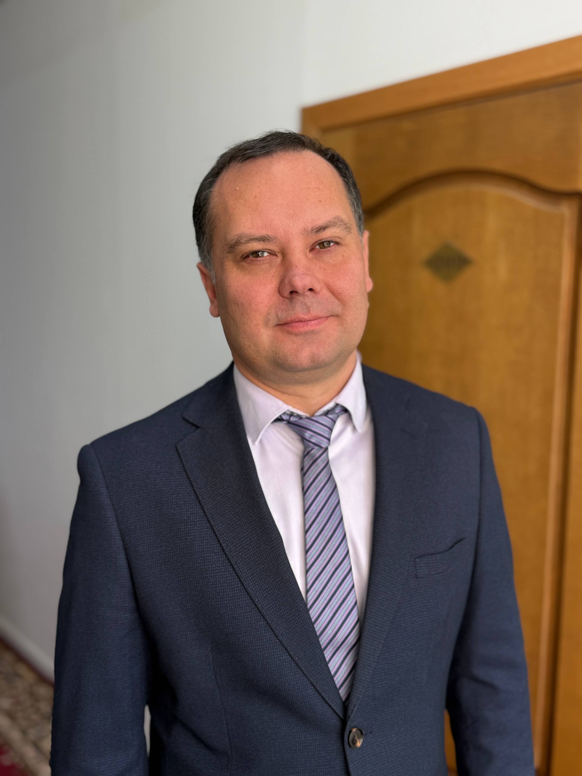 Обновляем управленческую команду – усиливаем блок, который отвечает за коммунальную инфраструктуру и оперативное управление городом Обновляем управленческую команду – усиливаем блок, который отвечает за коммунальную инфраструктуру и оперативное управление городом