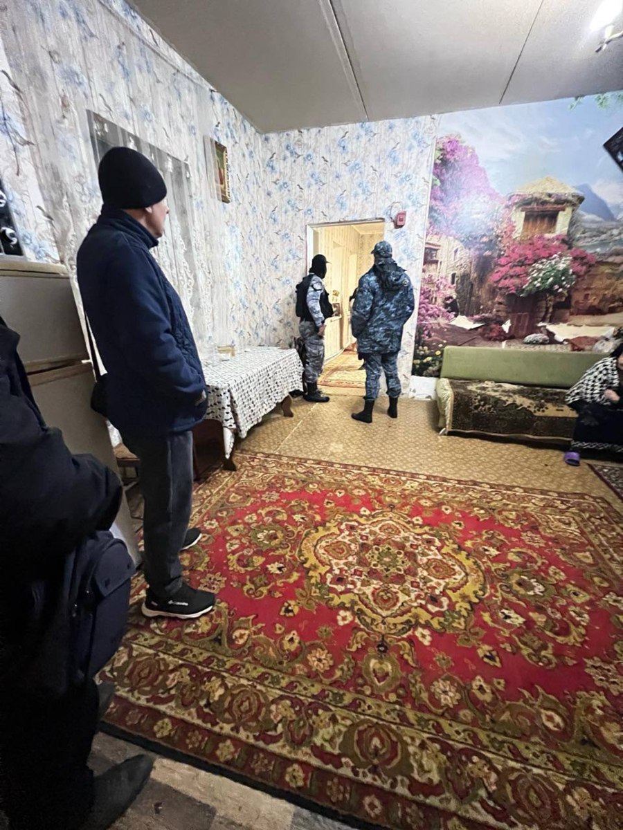 Совместный рейд: арестовано имущества на сумму более 1,3 млн рублей Совместный рейд: арестовано имущества на сумму более 1,3 млн рублей