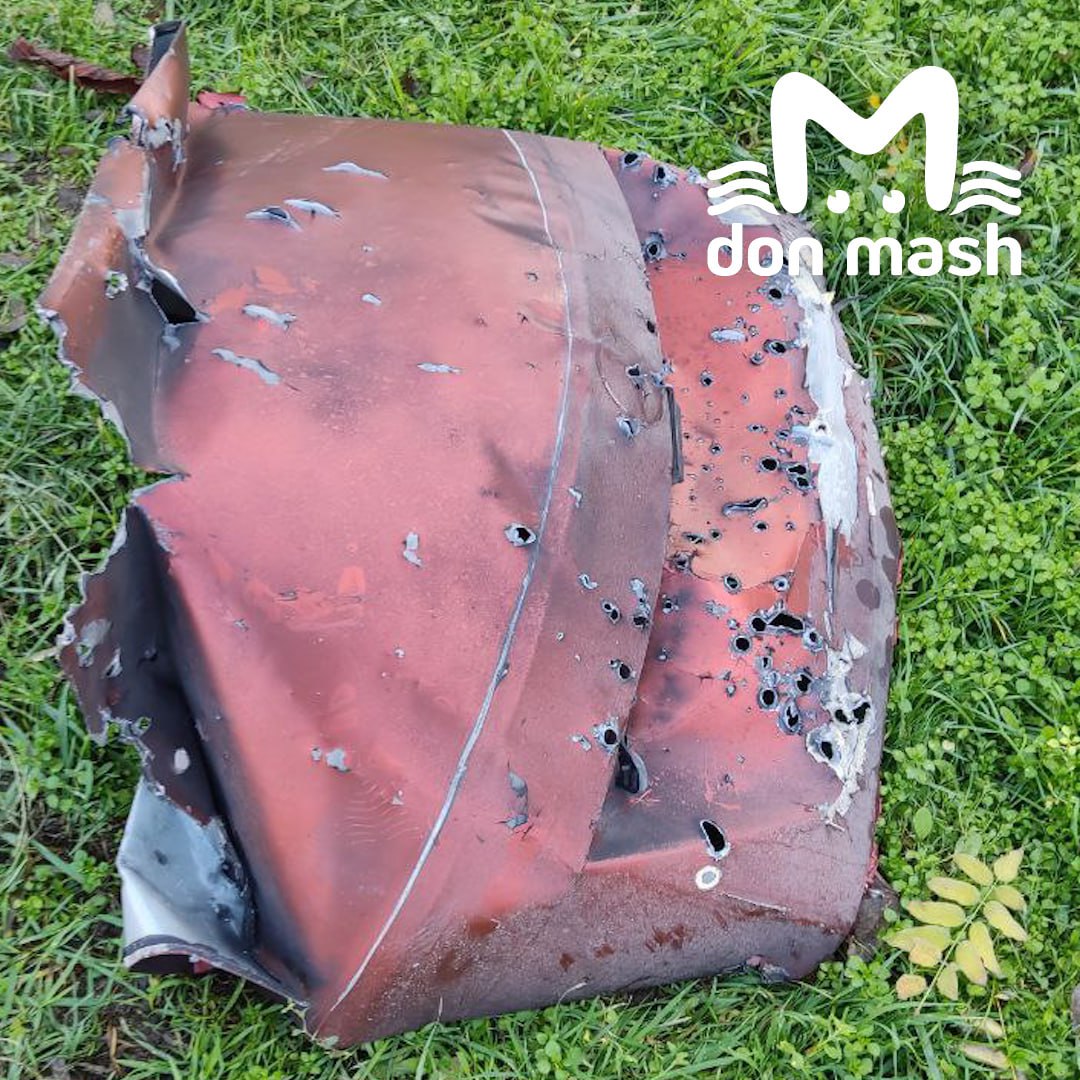 Последствия ночной атаки беспилотников по гражданским объектам в Таганроге: Последствия ночной атаки беспилотников по гражданским объектам в Таганроге: