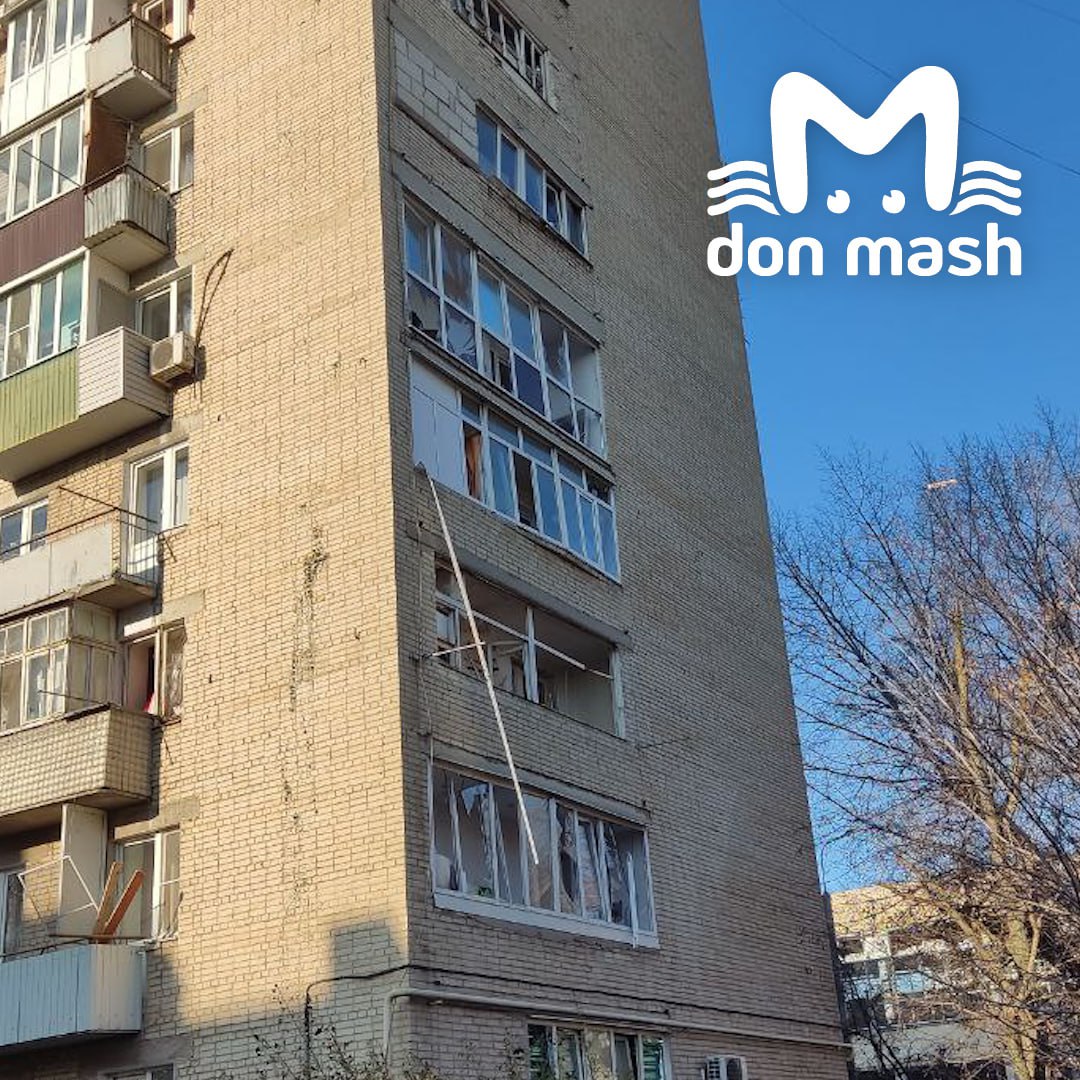 Последствия ночной атаки беспилотников по гражданским объектам в Таганроге: Последствия ночной атаки беспилотников по гражданским объектам в Таганроге: