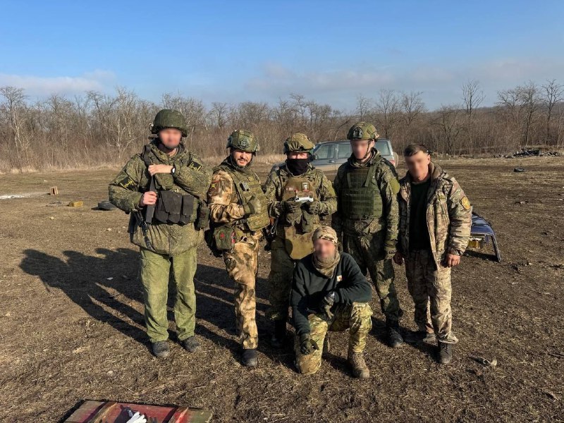 Депутат Законодательного Собрания Ростовской области Дмитрий Суворов, находящийся в зоне проведения специальной военной операции, организовал для участников СВО подготовку к действиям в экстремальных условиях