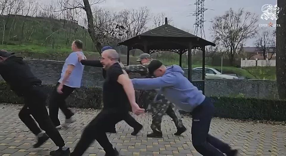 Юрий Слюсарь: Участники программы «Герои Дона» ищут не должности, а возможности принести пользу