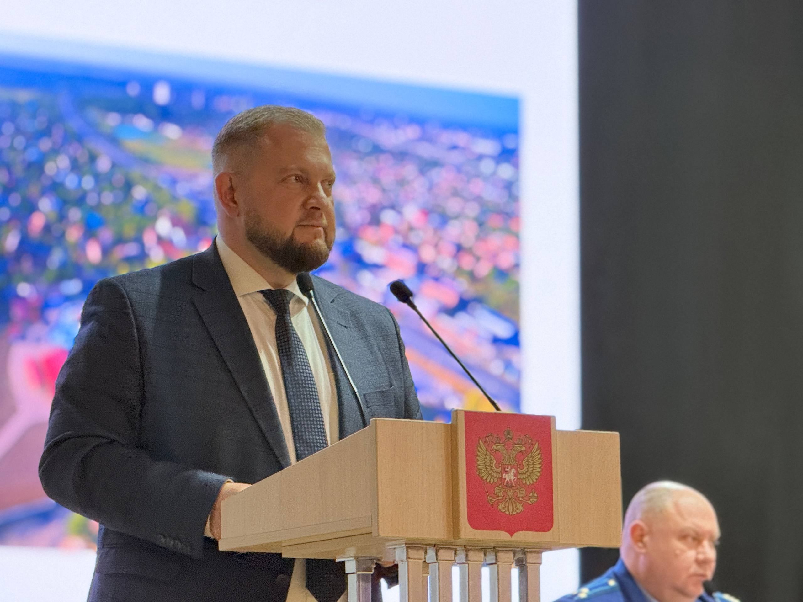 Провёл первый отчёт о работе Провёл первый отчёт о работе