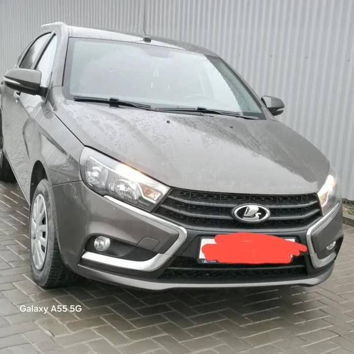 1 250 �.�.�LADA Vesta, 2021 �.�