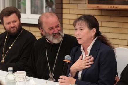        ,  18     -,      :  64- ,      