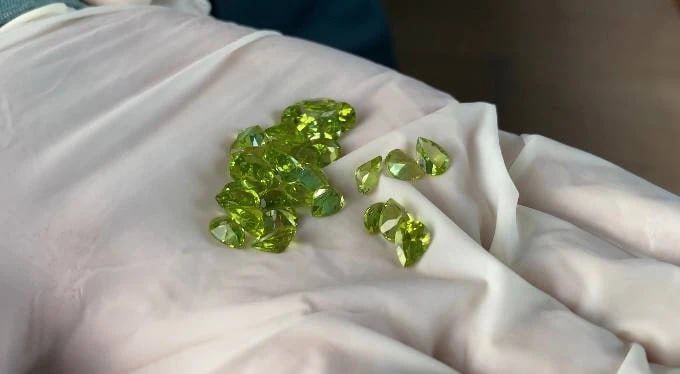 Контрабанду драгоценных камней из Индии пресекли южнороссийские таможенники