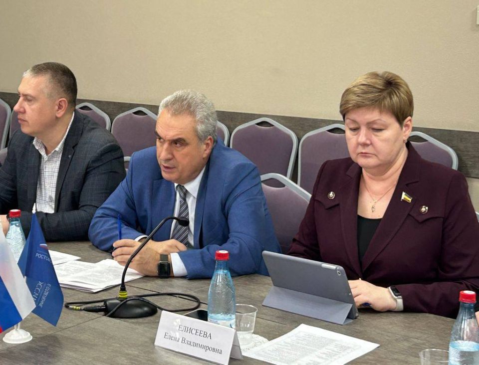 В рамках реализации федерального партийного проекта «Единой России» «Предпринимательство» состоялась встреча с представителями малого и среднего бизнеса