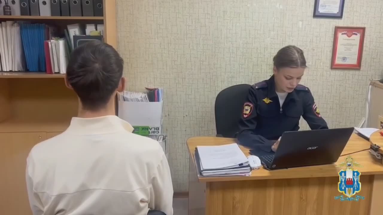 Мошенник угрозами заставил подростка украсть из дома полмиллиона и сбежать в Москву из Ростова