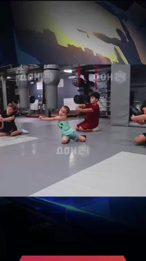 Как проходят первые тренировки юных борцов?