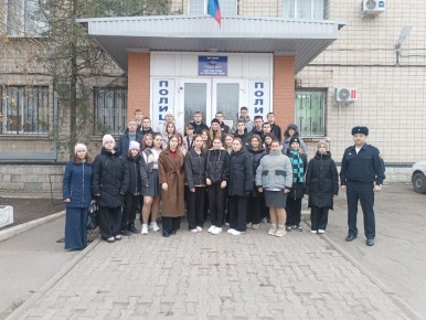 Учащиеся «полицейских классов» посетили Отдел МВД России по Тарасовскому району