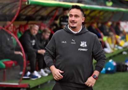 ФК «Ростов» продлил контракт с главным тренером Джонатаном Альбой