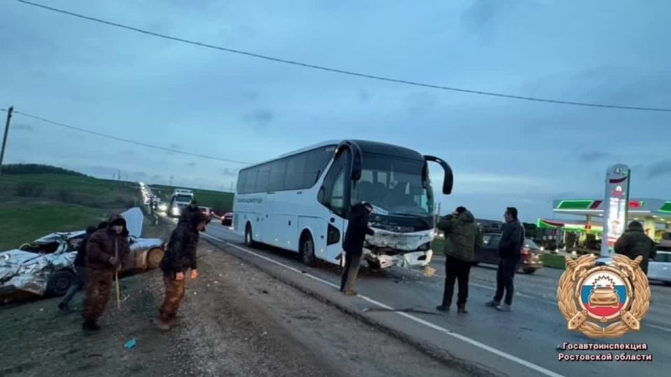 Массовое ДТП с автобусом случилось в Ростовской области