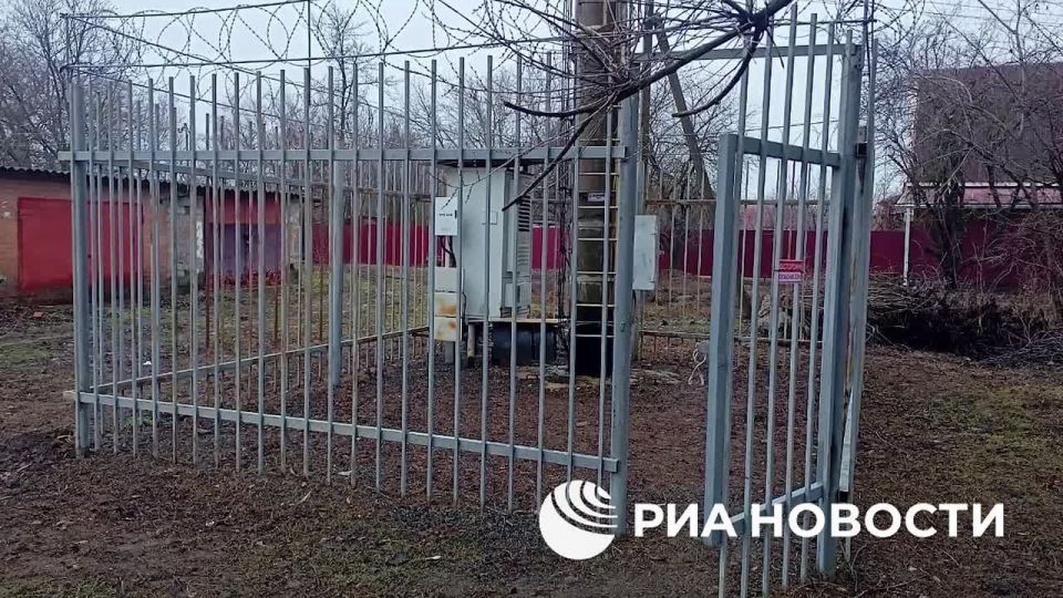 Силовики задержали 21-летнего агента украинских спецслужб, совершившего поджог термошкафа вышки сотовой связи в Ростовской области