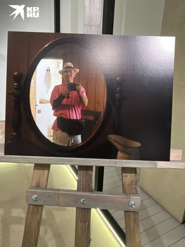 Рома Зверь представил в Ростове фотовыставку с тем, что ему привиделось