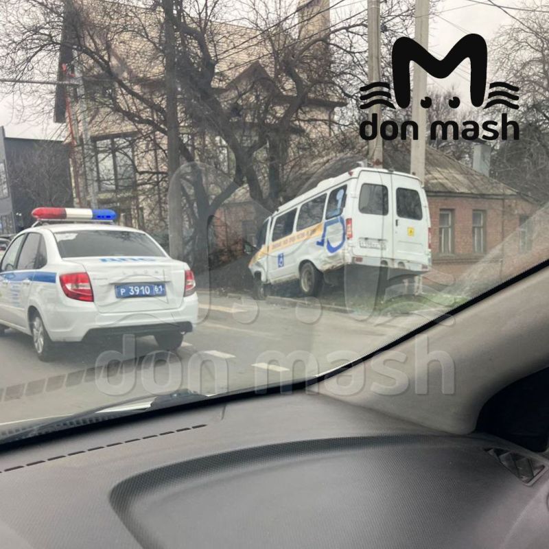 Жёсткое ДТП с «Газелью» для инвалидов произошло в Ростове